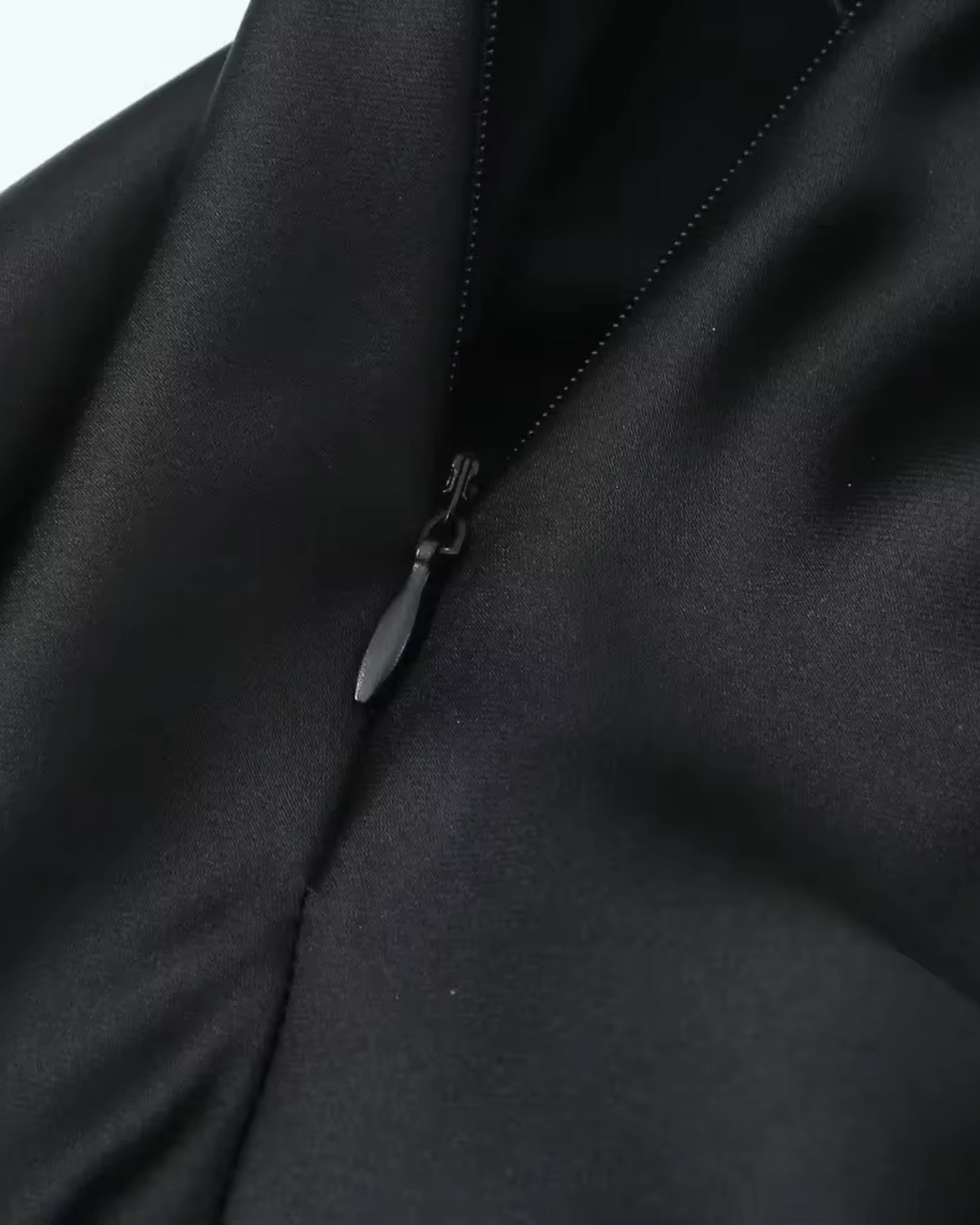 Zwarte Satijnen Halter Jurk voor Dames