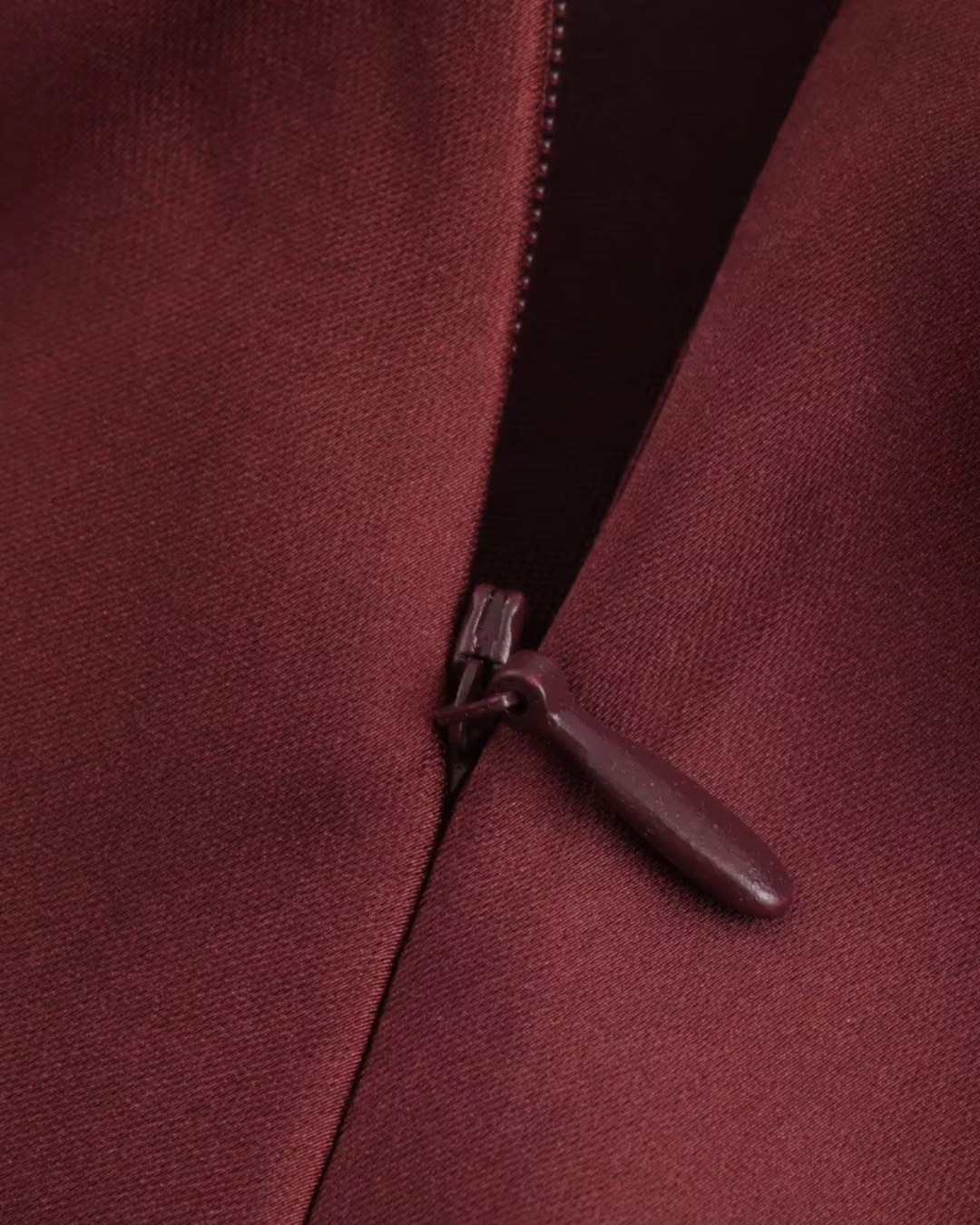 Luxe Elegante Satijnen Halterjurk met Open Rug voor Dames