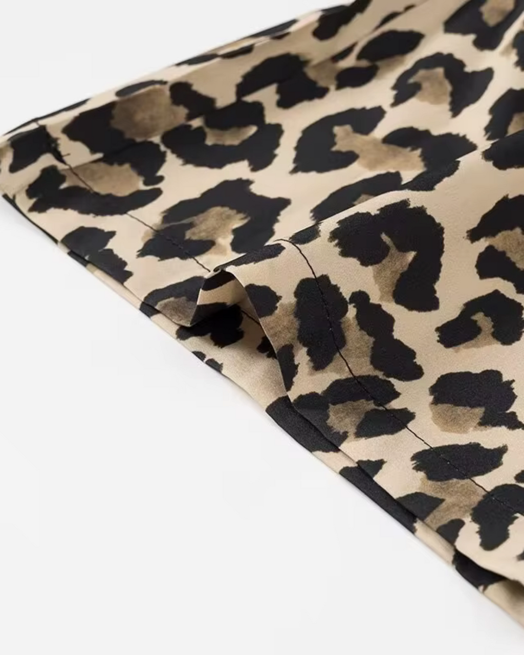 High-Waisted Wide-Leg Tailored Trousers in Leopard Print